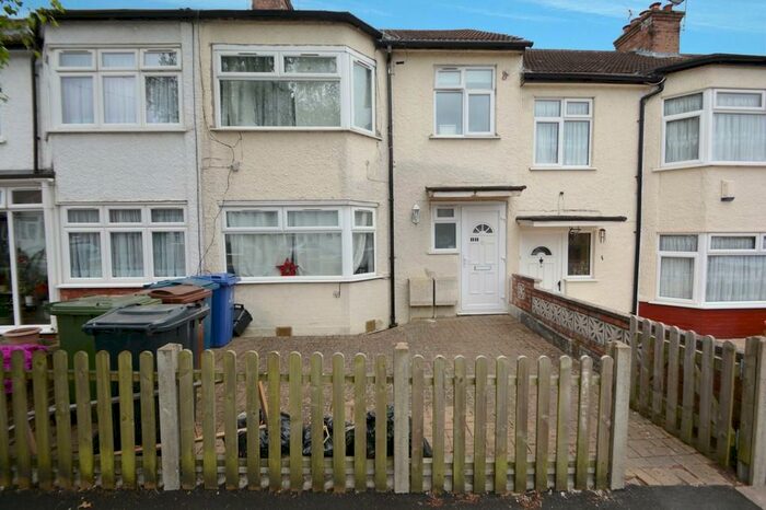 2 Bedroom Flat To Rent In Scarsdale Road, Harrow, HA2