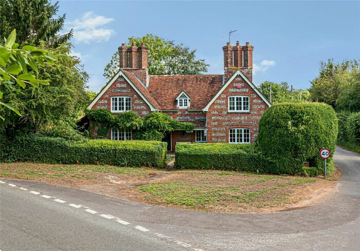 4 Bedroom Detached House For Sale In Stony Batter, West Tytherley, Salisbury, Hampshire, SP5