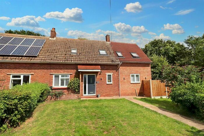 3 Bedroom Semi-Detached House For Sale In Sarcel, Stisted, Braintree, CM77