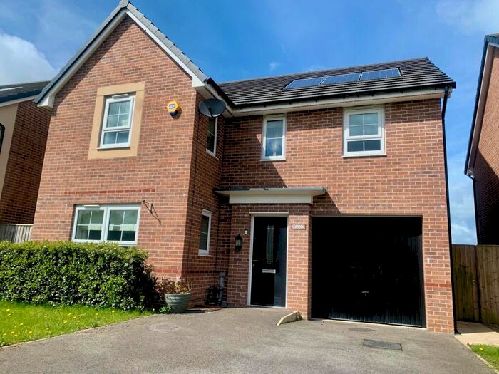 4 Bedroom Detached House To Rent In Scotsman Avenue, Fulwood, PR2