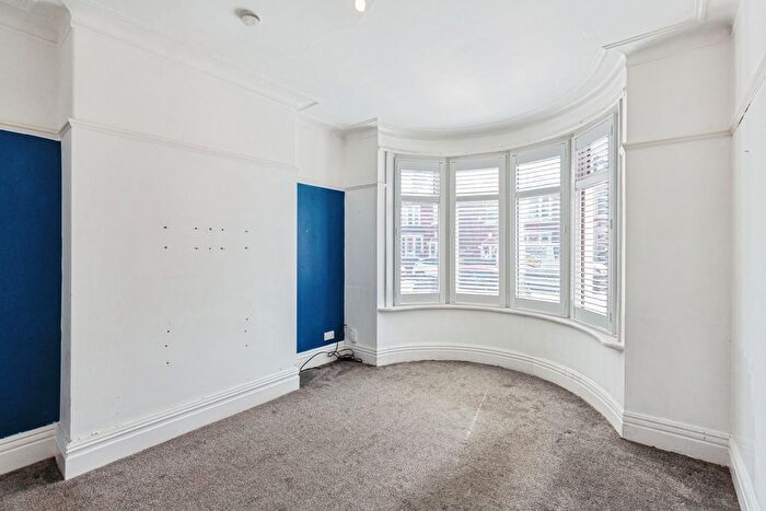 3 Bedroom Terraced House For Sale In Grange Road, Blackpool, FY3