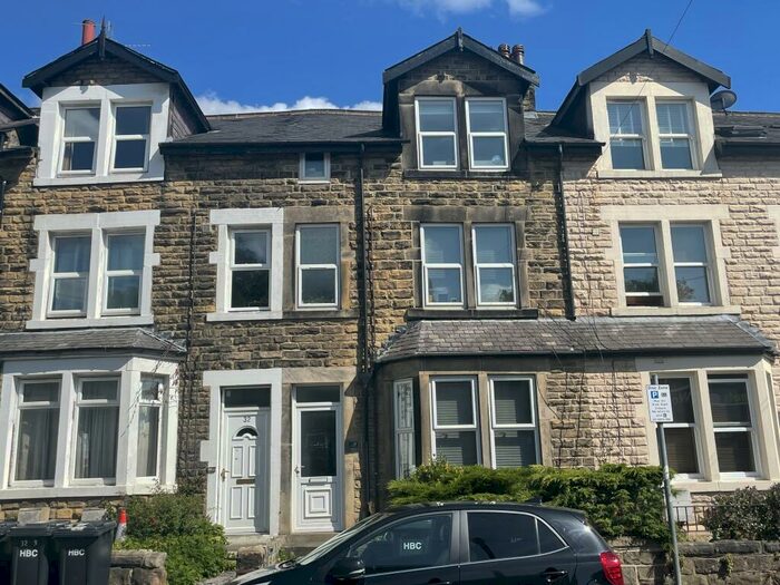 1 Bedroom Flat To Rent In Dragon Road, Harrogate, HG1