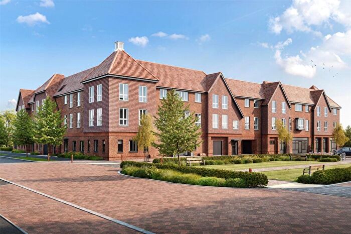 2 Bedroom Apartment For Sale In Webber Street, Horley, Surrey, RH6