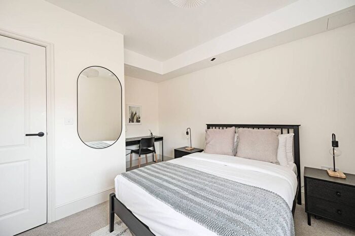 2 Bedroom Flat For Sale In The Drill Hall, Mile End Road, Stepney, London, E1