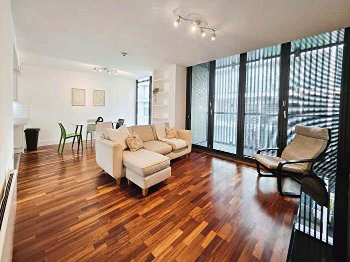 2 Bedroom Apartment To Rent In Burton Place, Manchester, M15