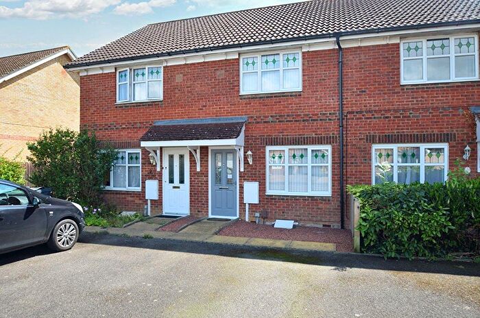 2 Bedroom Property To Rent In Chaffinch Drive, Kingsnorth, Ashford, TN23