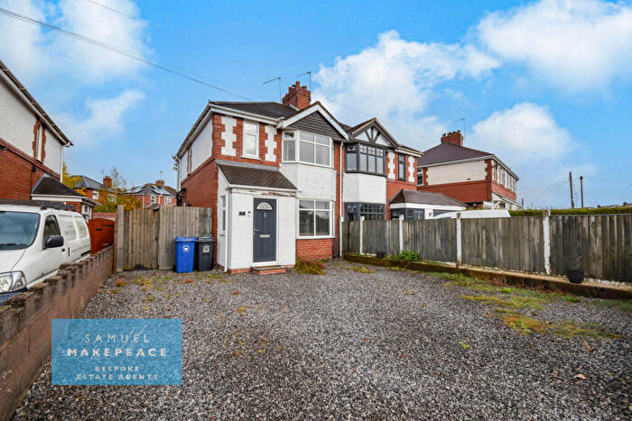 3 Bedroom Semi-Detached House For Sale In Whitehill Road, Kidsgrove, Stoke-on-Trent, ST7