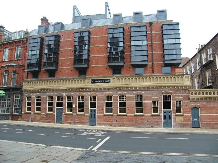 1 Bedroom Flat To Rent In Clifford Street, York, North Yorkshire, Uk, YO1