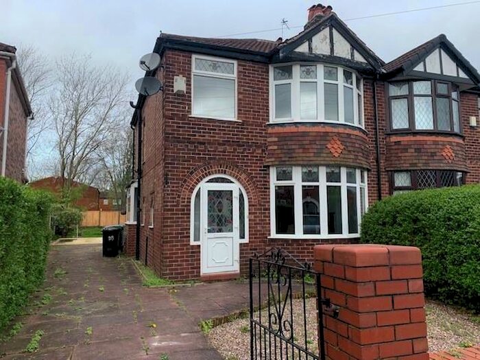 3 Bedroom Semi-Detached House To Rent In Briarlands Avenue Sale Cheshire, M33