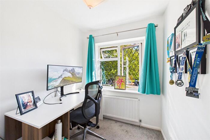 3 Bedroom End Of Terrace House For Sale In Harlech Road, Blackwater, Camberley, Hampshire, GU17