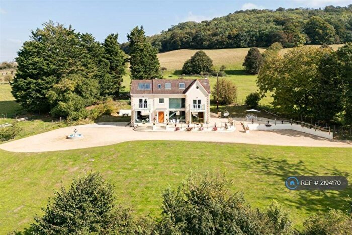 5 Bedroom Detached House To Rent In Bradford Road, Bath, BA1
