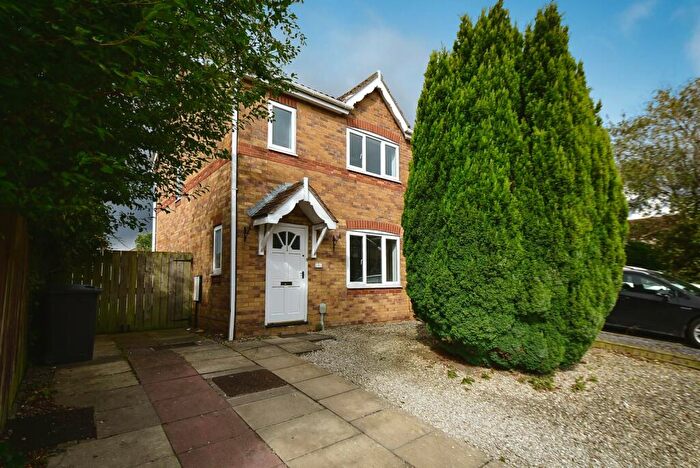 3 Bedroom End Of Terrace House To Rent In Charlestown Way, Victoria Dock, Hull, East Yorkshire, HU9