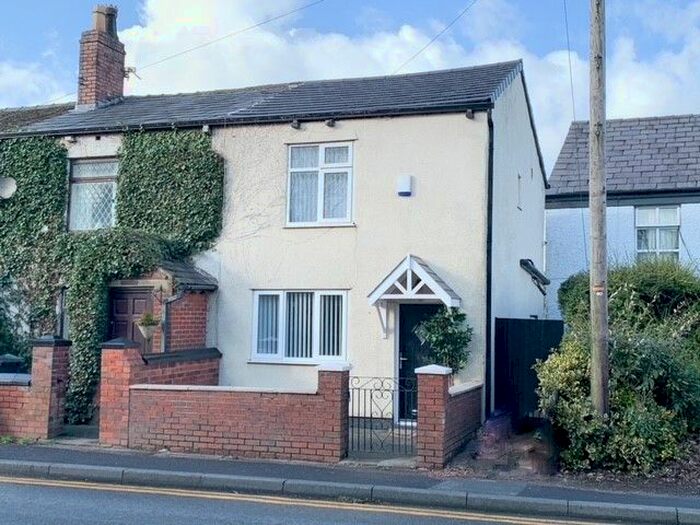 2 Bedroom Cottage To Rent In Manchester Road, Astley, Greater Manchester, M29