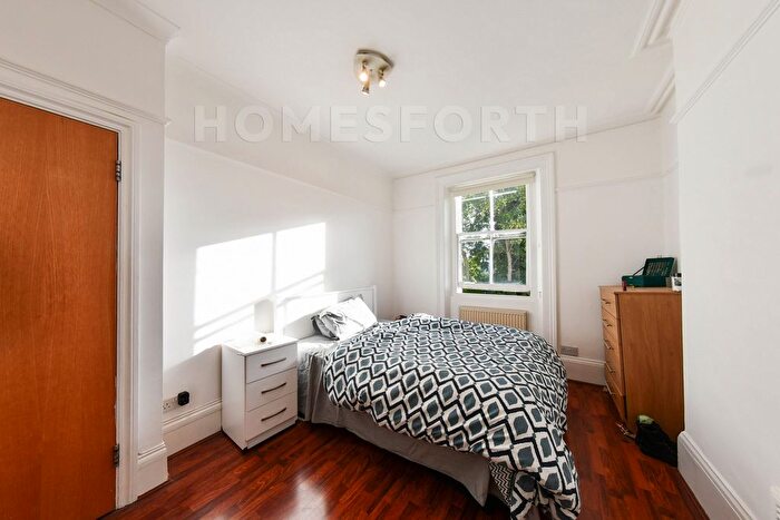 2 Bedroom Flat To Rent In Abbots Place, West Hampstead, NW6