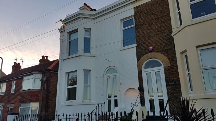 2 Bedroom Maisonette To Rent In Gladstone Road, Deal, CT14