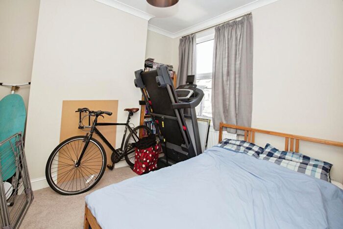 2 Bedroom Apartment To Rent In St Georges Road, Leyton, E10