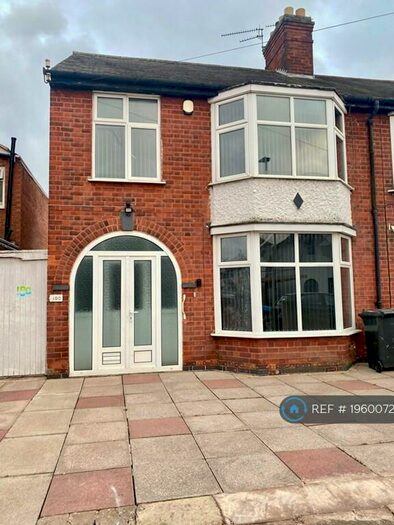 3 Bedroom Semi-Detached House To Rent In Kitchener Road, Leicester, LE5