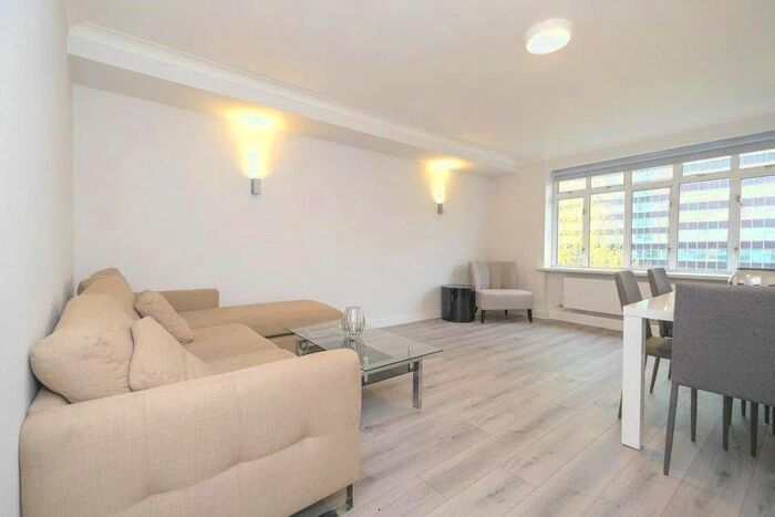 1 Bedroom Flat To Rent In - Euston Road, London, NW1