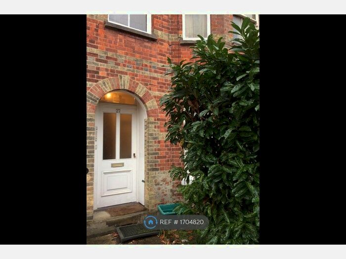 1 Bedroom Flat To Rent In Lime Hill Road, Tunbridge Wells, TN1