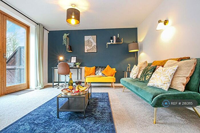 2 Bedroom Flat To Rent In Campbell Park, Milton Keynes, MK9