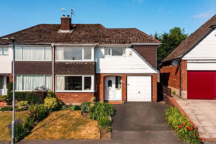 3 Bedroom Semi-Detached House For Sale In Byron Road, Greenmount, Bury, BL8