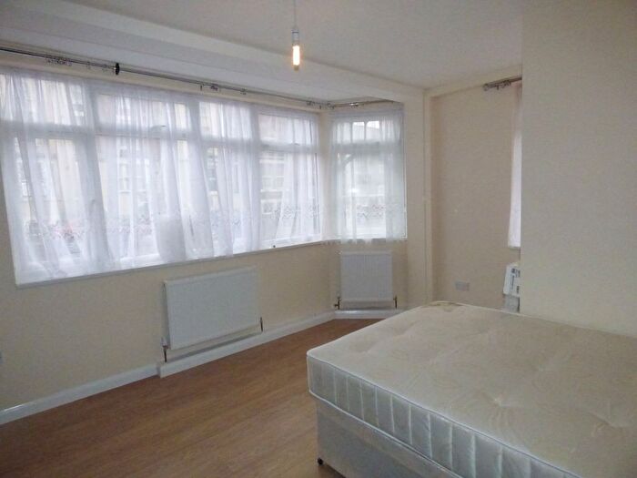 1 Bedroom Flat To Rent In George Street, Reading, RG1