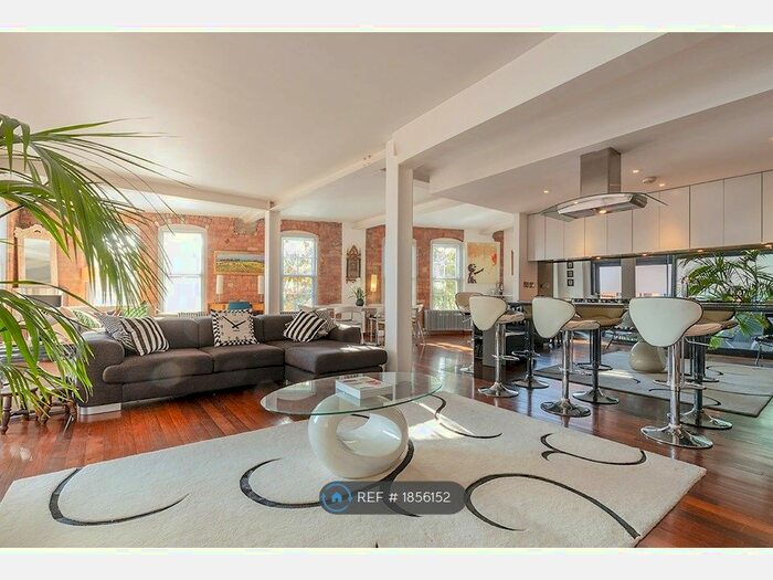 2 Bedroom Flat To Rent In The Jam Factory, London, SE1