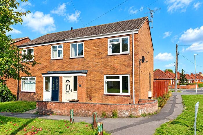 3 Bedroom Semi-Detached House For Sale In Oldfield Road, Westbury, BA13