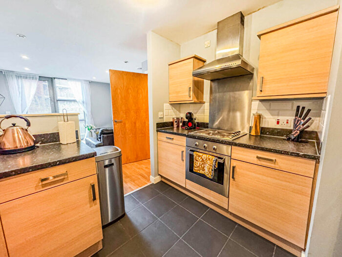 2 Bedroom Apartment For Sale In St. Stephen Street, Salford, M3