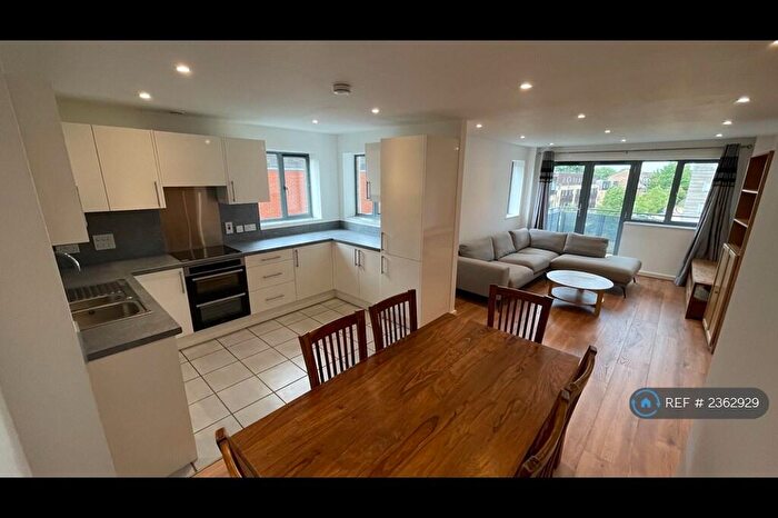 2 Bedroom Flat To Rent In Aqua House, London, NW10