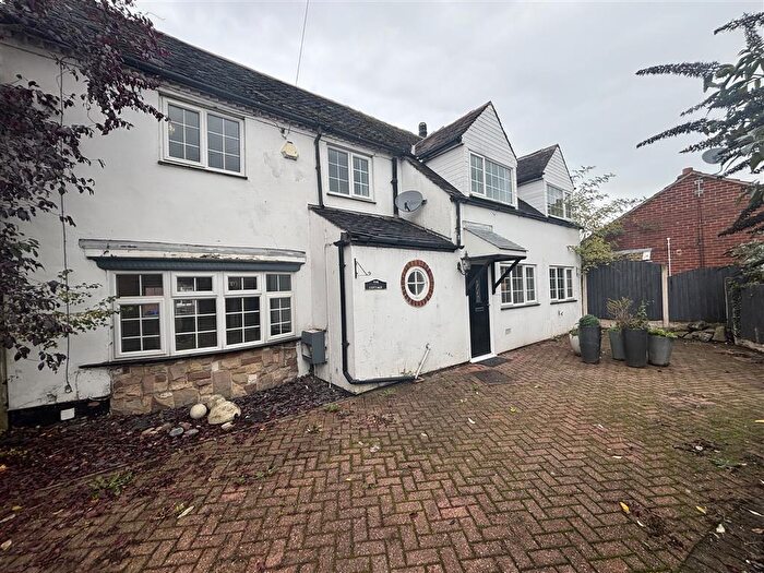 3 Bedroom Cottage To Rent In Sudbury Road, Yoxall, Burton-On-Trent, DE13