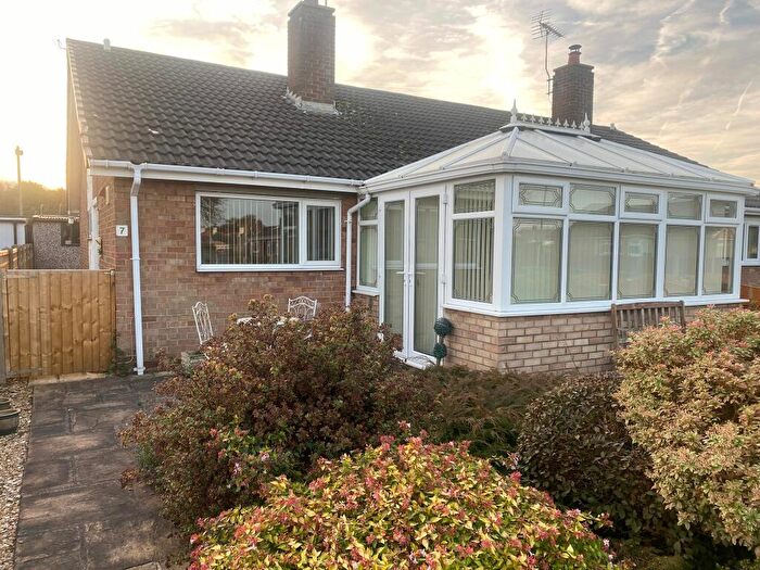 2 Bedroom Bungalow To Rent In Long Walk, Retford, DN22