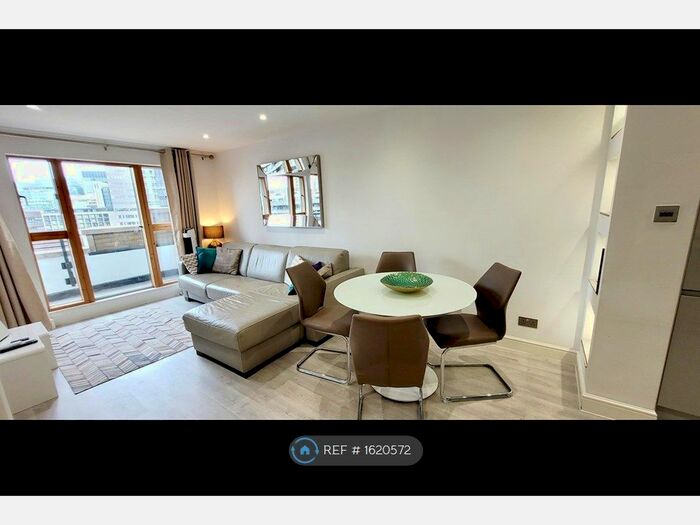 1 Bedroom Flat To Rent In St Pauls / Barbican, London, EC1A