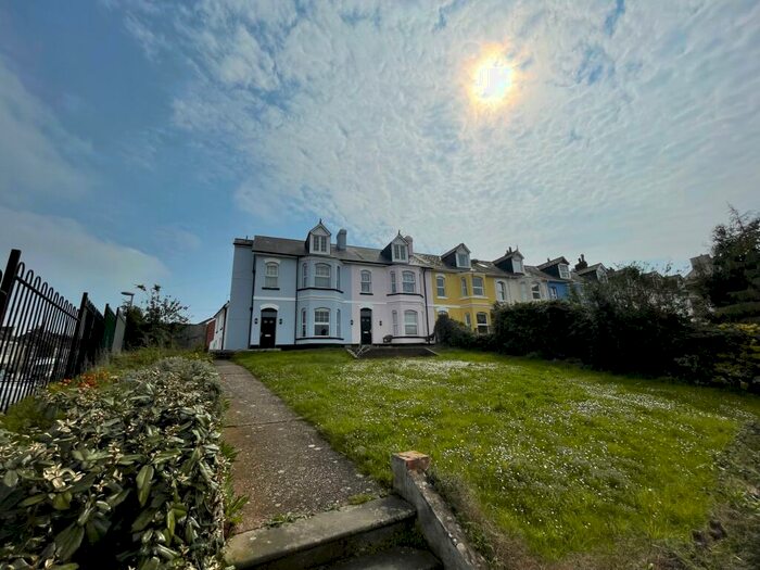 1 Bedroom Apartment To Rent In Exeter Road, Exmouth, EX8