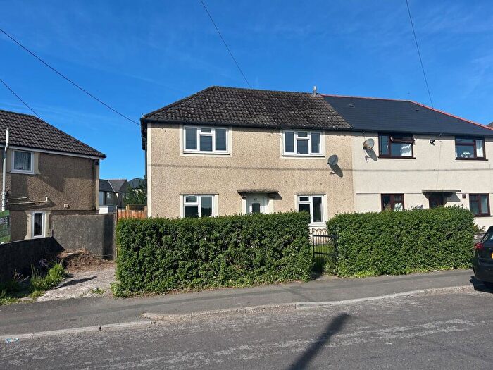 3 Bedroom Semi-Detached House To Rent In Gwaunmiskin Road, Beddau, CF38