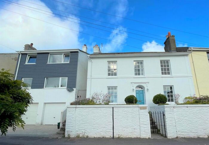 3 Bedroom Semi-Detached House To Rent In Dashpers, Brixham, TQ5