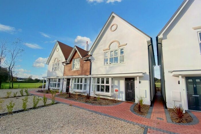 3 Bedroom End Of Terrace House For Sale In East Stoke, BH20