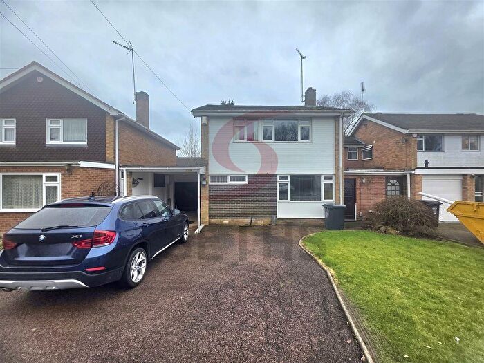 3 Bedroom Detached House To Rent In Kingsway Road, Stoneygate, Leicester, LE5