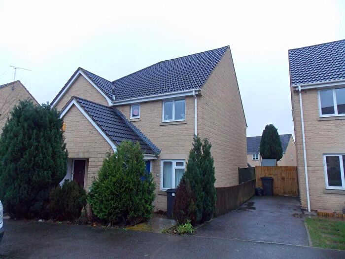 1 Bedroom Apartment To Rent In Drift Way, Cirencester, GL7