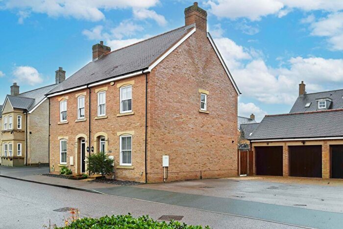 3 Bedroom Semi Detached House For Sale In Edison Way, Fairfield, Hitchin, SG5