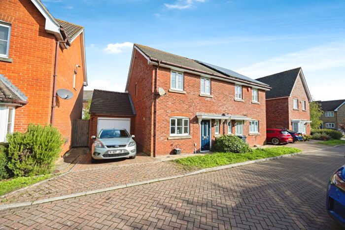 3 Bedroom Semi-Detached House For Sale In Faustina Drive, Ashford, TN23