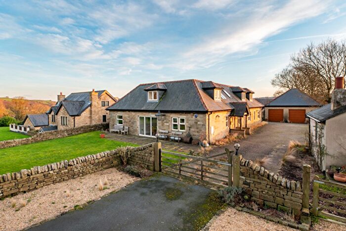 5 Bedroom Detached House For Sale In Highstead Close, East Morton, West Yorkshire, BD20