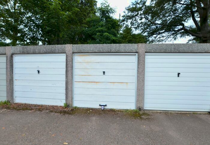 Property To Rent In Garage, Valroy Close, GU15