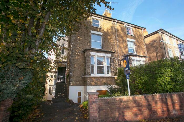 1 Bedroom Flat To Rent In Sheen Road, Richmond, TW9