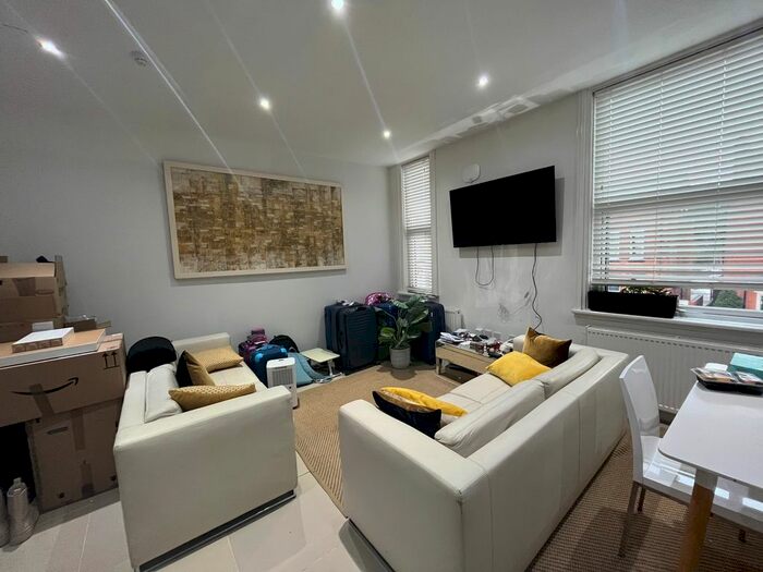 2 Bedroom Flat To Rent In Stanmore Road, Edgbaston, Birmingham, B16