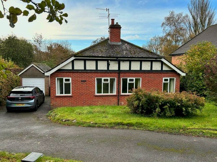 2 Bedroom Detached Bungalow To Rent In Bath Road, Marlborough, SN8