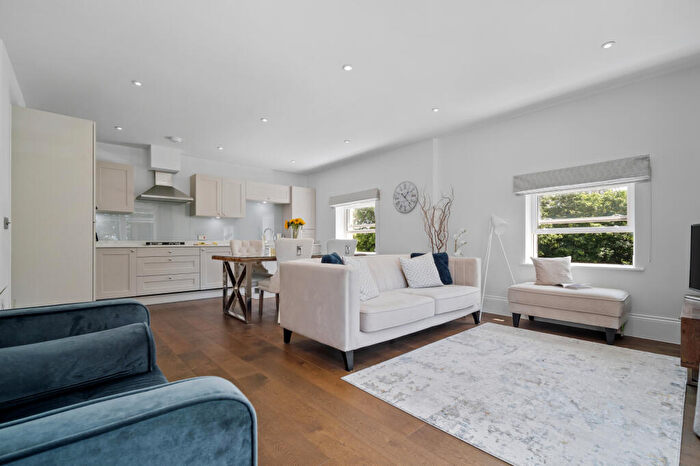 2 Bedroom Apartment For Sale In Binnegar, Wareham, Dorset, BH20