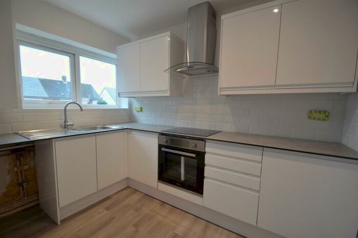 2 Bedroom Maisonette To Rent In Carrswood Road, M23