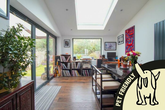 3 Bedroom House To Rent In Marshfield Road, Fishponds, Bristol, BS16