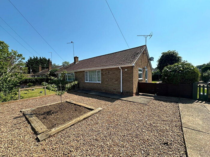 1 Bedroom Semi-Detached Bungalow For Sale In Berryfield Road, Cottingham, Leicestershire, LE16